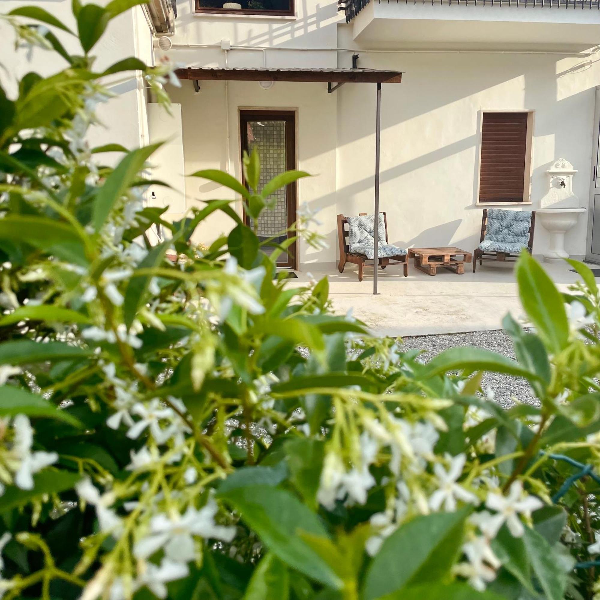 Aparthotel Il Vicolo Condove Esterno foto
